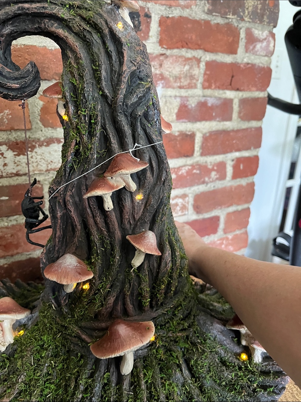 Woodland Mushroom Witch Hat Sculpture - Brown & Green Home Accent - Picture 13 of 13